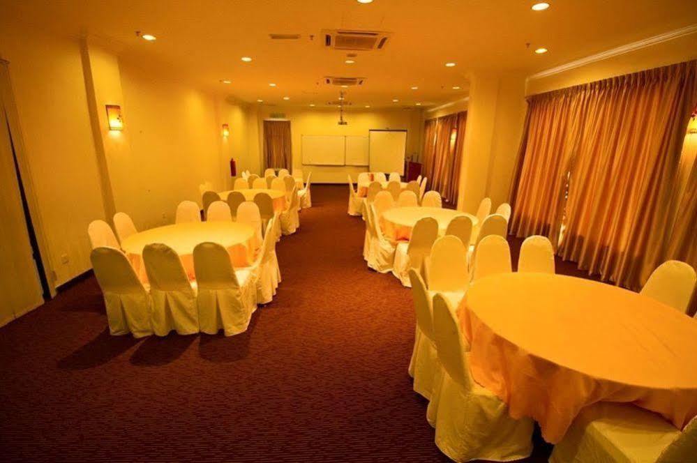 Garden View Hotel Bahau Dış mekan fotoğraf